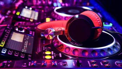 Demet Akalın - Bana Yolla DJ öner Mix (2)