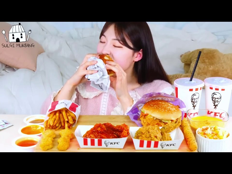 ASMR MUKBANG| KFC Burger(BLACK LABEL FALL IN CHEESE Burger, ZINGER Burger), Chicken, Cheese stick