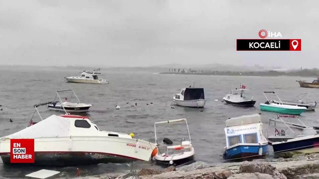 Kocaeli'nde fırtınaya dayanamayan tekneler karaya vurdu