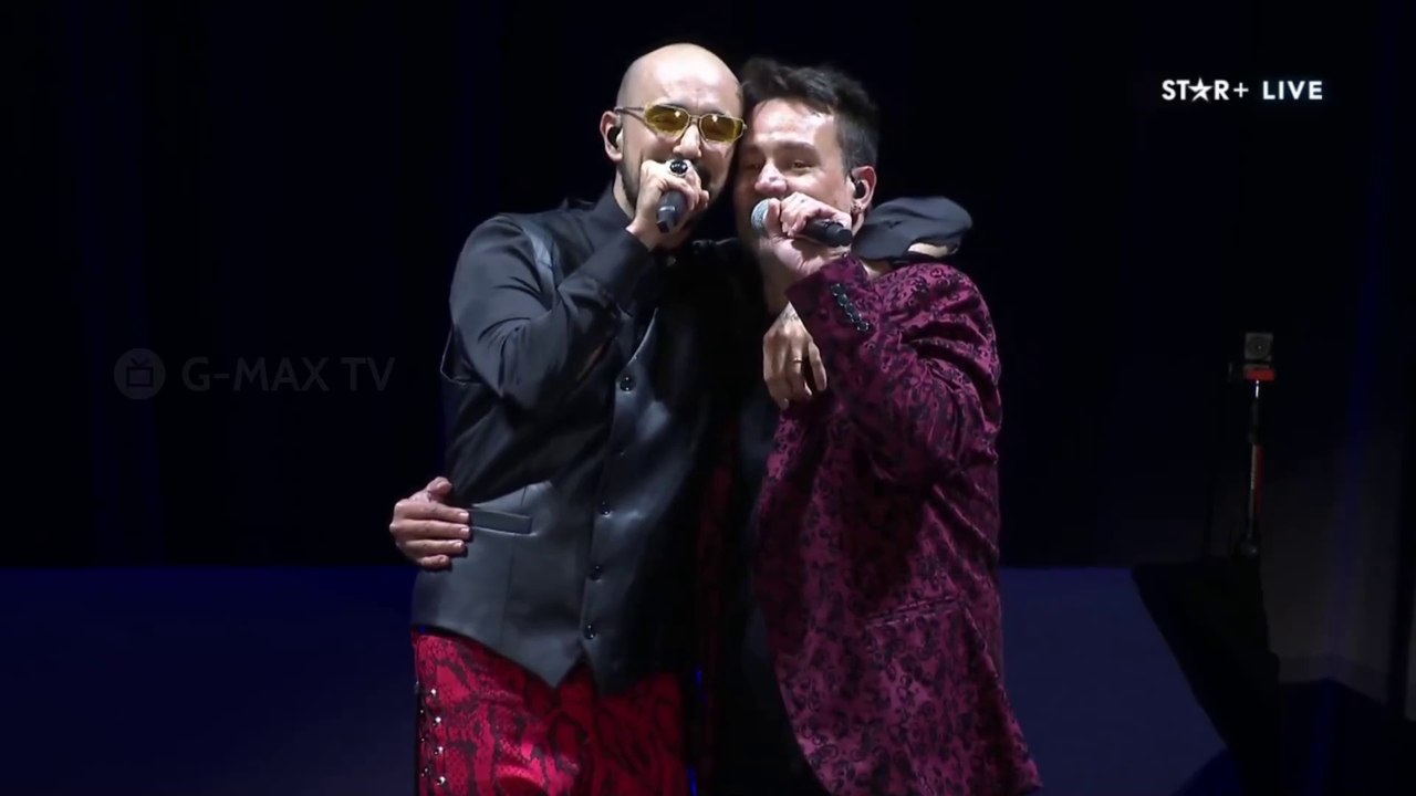 (HD) Abel Pintos feat Chano - Espejo - Estadio Vélez Sarsfield 2023