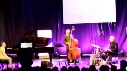 Jazz pianist Matija Dedic trio jazz festival Novi Sad Sjajan koncert u Pozoristu Mladih