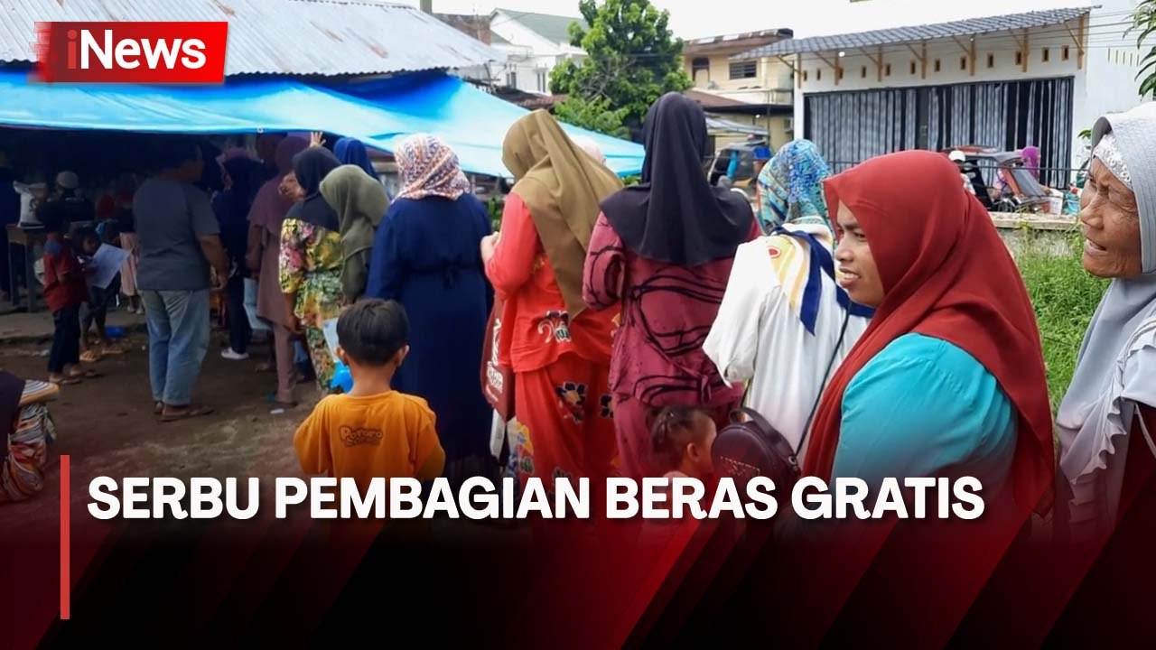 Warga Mandailing Natal Serbu Pembagian Beras Gratis