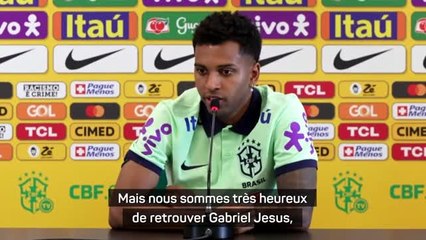Brésil - Rodrygo triste pour Vinicius Jr et "très heureux de retrouver" Gabriel Jesus