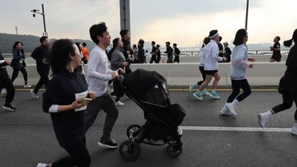 민소매·반바지 입고 마라톤 나선 시민들..."오히려 상쾌해요" / YTN