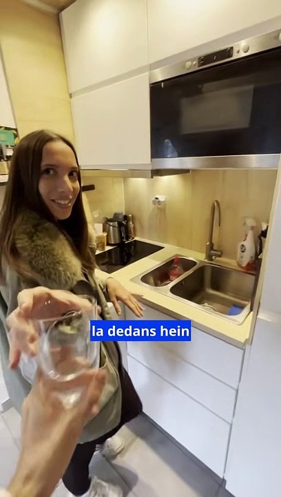 Un appart de 1200€ à Paris Profession ： Comédien