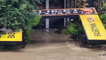 Düzce'de Yağmur ve Fırtına Etkili Oldu