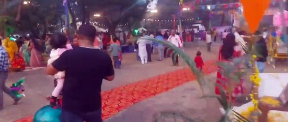 अस्ताचलगामी सूर्य को अघ्र्य देकर की कामन