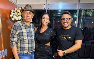 Com muita música boa, Zé de Freitas anima Show Diário especial na 2ª noite da Cajazeiras Expo Negócios