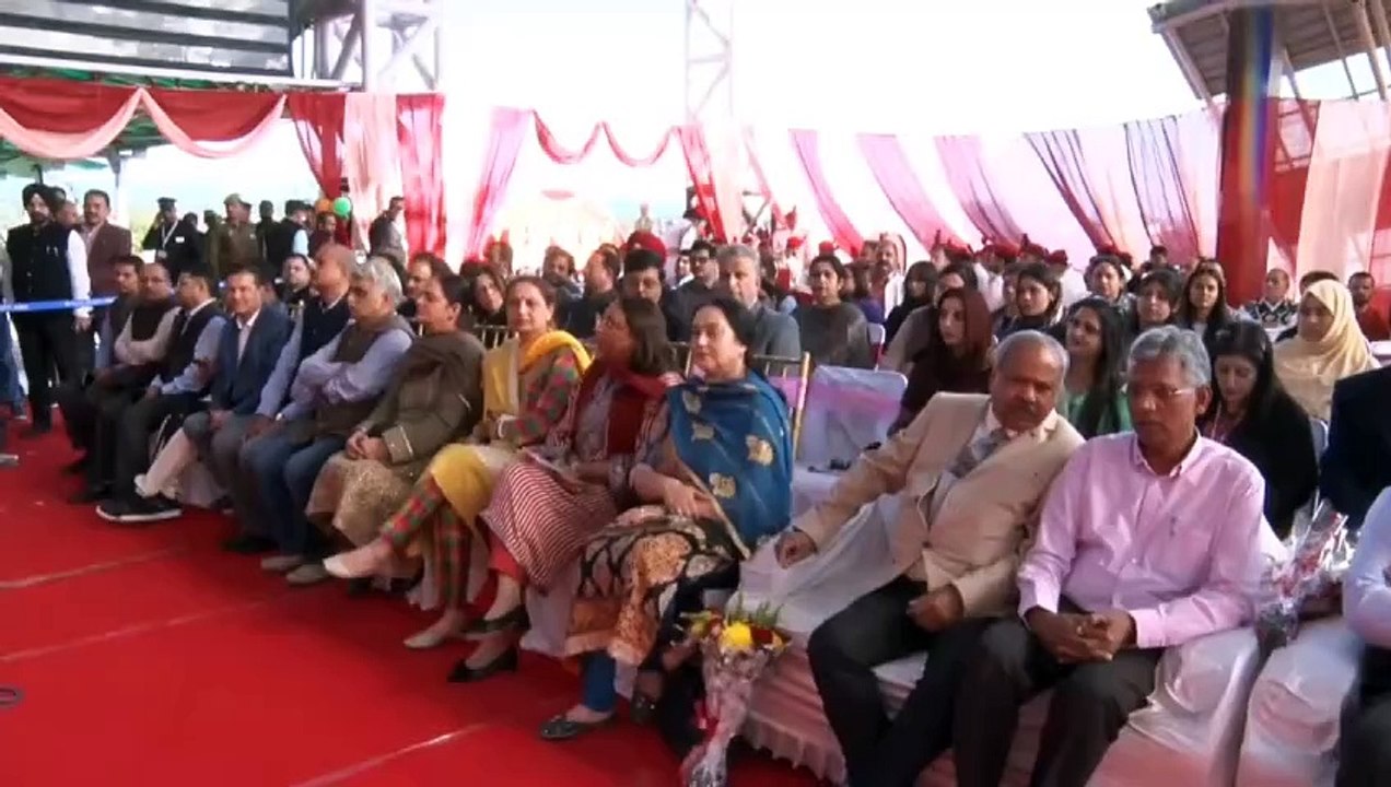 छुुक छुक कर चली “ज्ञानोदय एक्सप्रेस-कॉलेज ऑन व्हील्स”...दे​खिए कैसी है