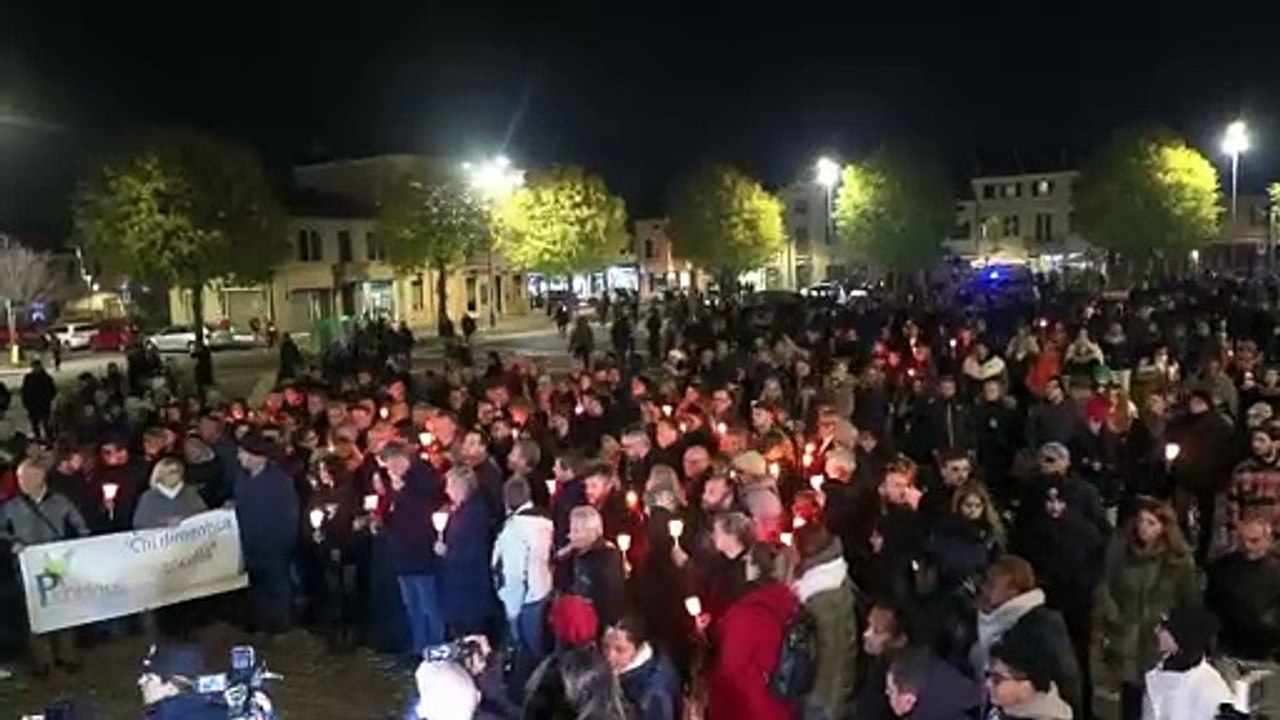Femminicidio Giulia Cecchettin, la fiaccolata silenziosa per le strade di Vigonovo