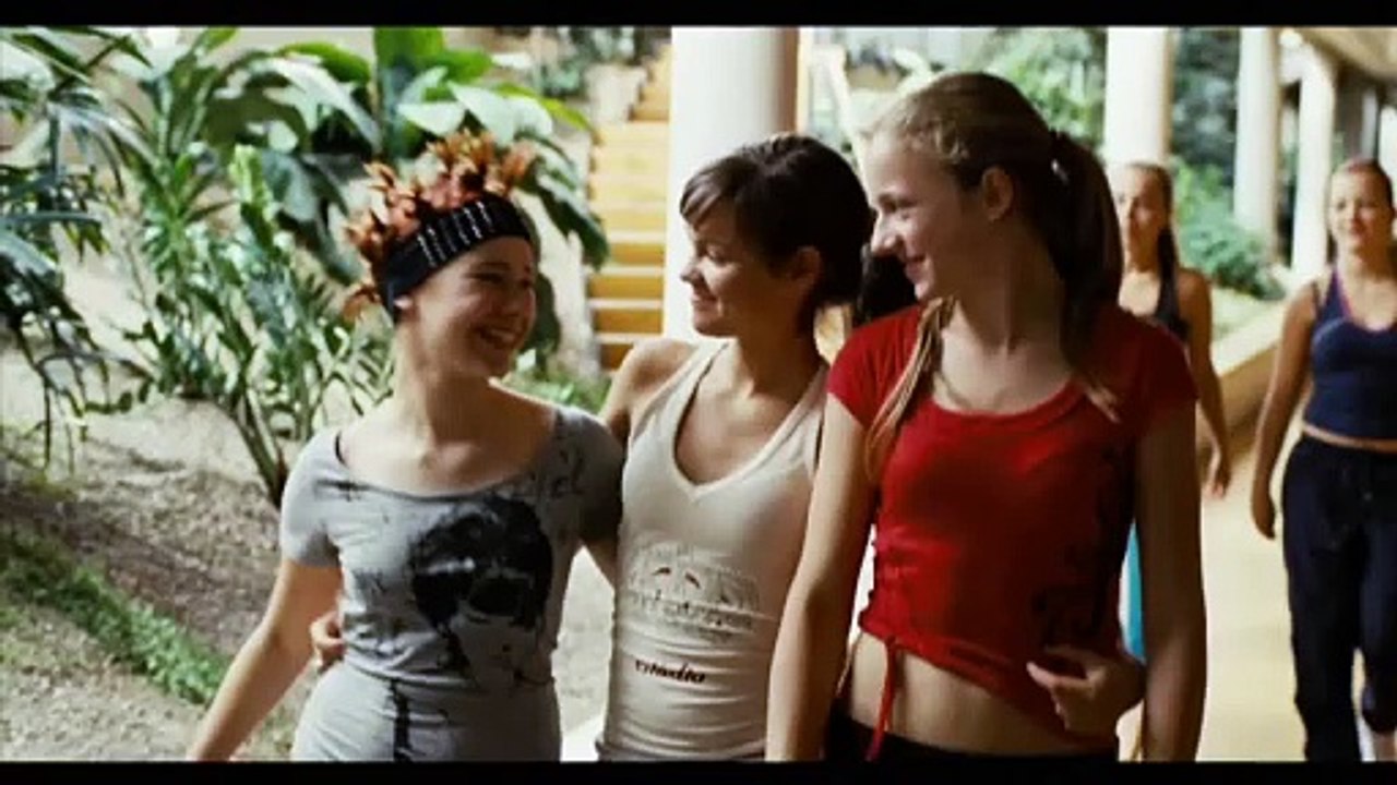 Freche Mädchen | movie | 2008 | Official Trailer