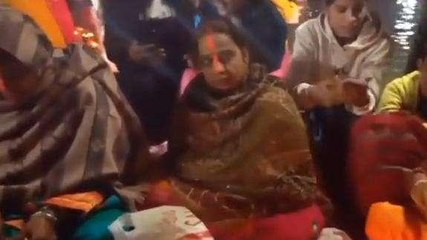 लखनऊ: लोकआस्था के महापर्व छठ का हुआ समापन, महिलाओं ने तोड़ा व्रत