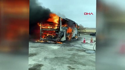 Konya'da yolcu otobüsü alev aldı