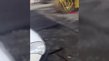 Araç nedeniyle asfalt çalışması yarıda kaldı