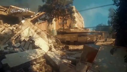 Hamas militanının İsrail tankına patlayıcı attığı anlar kamerada