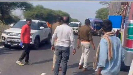 दर्दनाक हादसा: ट्र्क ने बाइक को रौंदा,3 की मौत,मंजर देख सहम उठे लोग