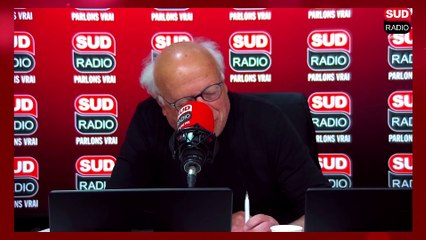 Démontage des boîtes de bouquinistes : "Pour la sécurité, on frappe les livres, ces galeux d'où vient tout le mal !"