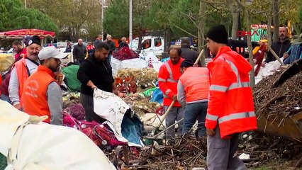 Şile Belediye Başkanı İlhan Ocaklı, Ağva'da yaşanan dere taşkını sonrası esnafı ziyaret etti