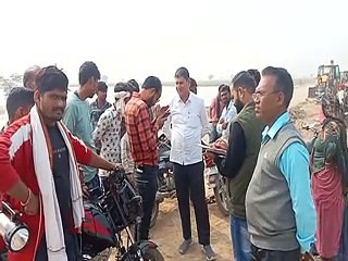 रात को नहर टूटने से खेतों में भरा पानी, फसल हुई नष्ट-video