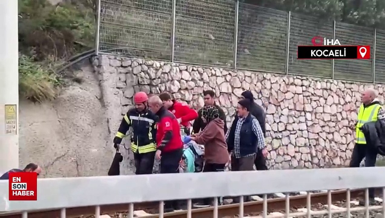 Kocaeli'de raylarda yürüyen vatandaşa hızlı tren çarptı