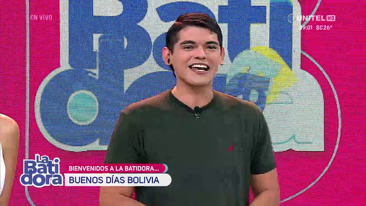 La bella presentadora Kerley Lindenmayr anunció este pasado viernes (17 de noviembre) que se ausentará algunos días de La Batidora  por motivo de sus vacaciones. Pero, preocupada porque alguien la reemplace, se aseguró junto a la producción de traer un tr
