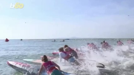 Must-See! Stand Up Paddling Has Serious Competition
