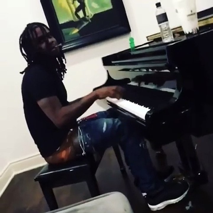 Chief Keef on piano