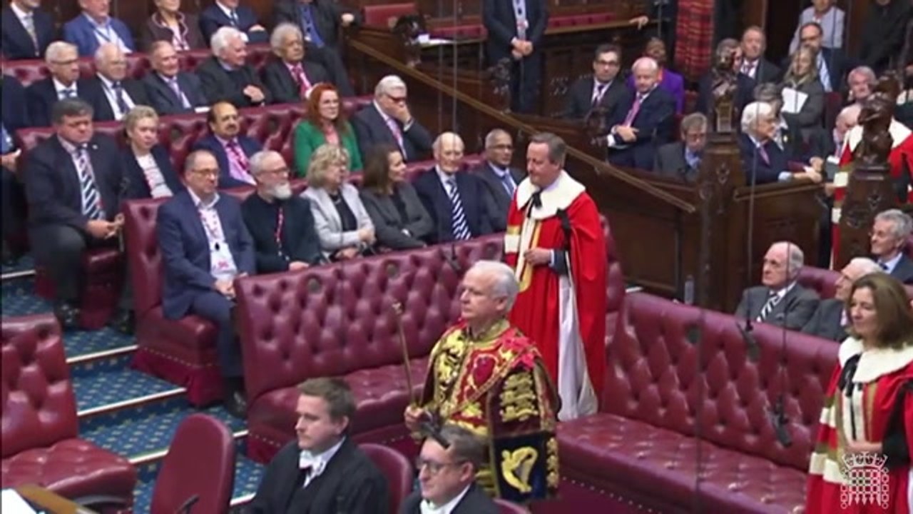 David Cameron sworn into House Of Lords as he takes up new position as ...