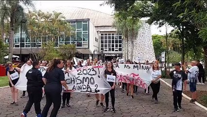 Imagens do protesto de sócias no Parque São Jorge