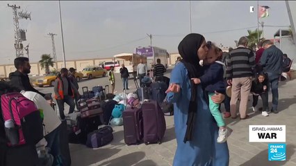 Palestinian dual nationals leave Gaza as others remain trapped