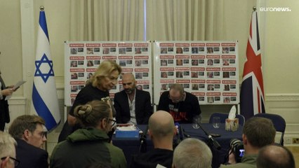 والد الطفلة إميلي هاند المحتجزة لدى حماس يطالب بإطلاق سراحها