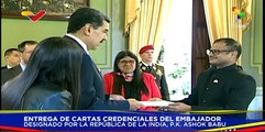Presidente de Venezuela recibe cartas credenciales de diplomático de La India