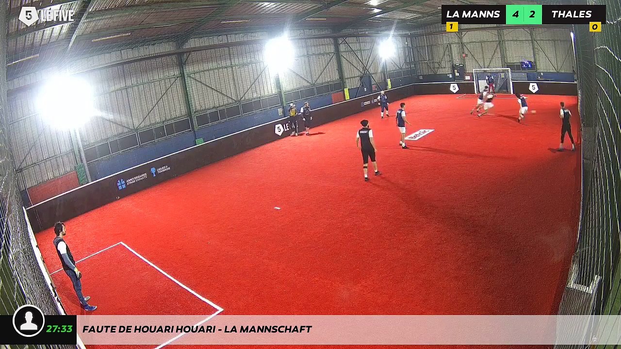 Faute de Houari Houari - LA MANNSCHAFT