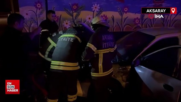 Aksaray’da park halindeki otomobil alev alev yandı