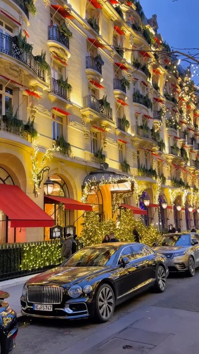 Hello paris