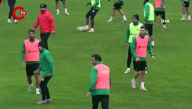 Ertuğrul Sağlam'dan Rıza Çalımbay'a destek: 'Beşiktaşlılığın gereğini yapmıştır'