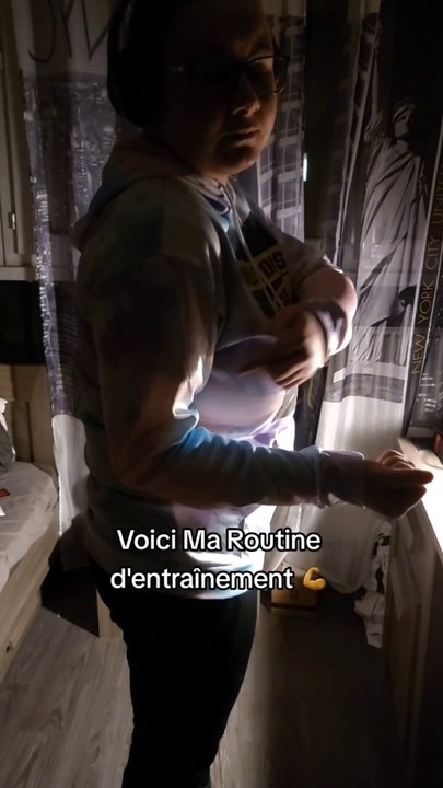 Toute première vidéo ✨️ Ma Routine d'entraînement  Programme Épaules, Biceps, Dos et Booty