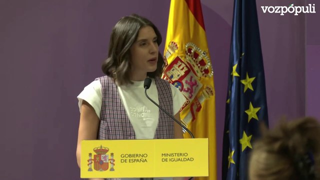 El ataque de Irene Montero a Pedro Sánchez en su traspaso de cartera: Que tengas valentía para incomodar a los hombres de 40 y 50 años amigos del presidente