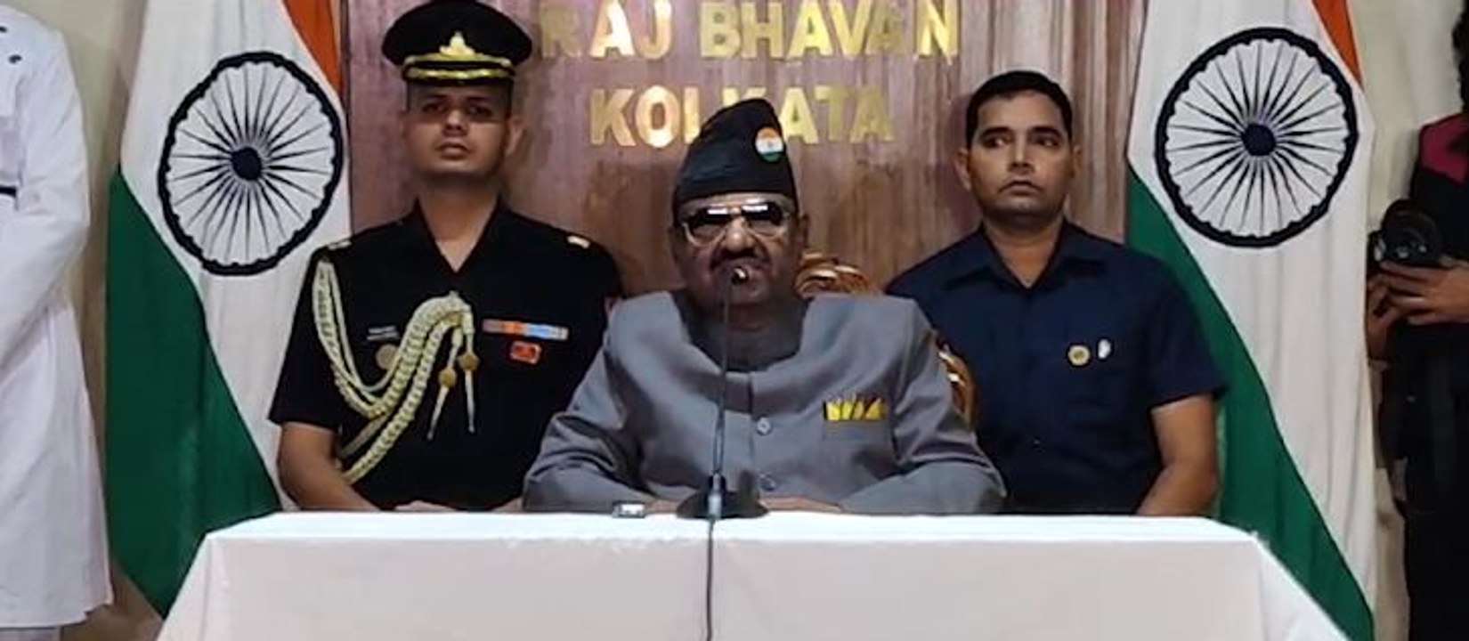 রাজ্যপাল পদে বর্ষপূর্তিতে রাজ্যের সঙ্গে সন্ধির ইঙ্গিত আনন্দ বোসের?