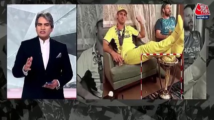 Indians furious over viral photo of Mitchell with CWC trophy