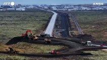 L'Islanda costruisce barriere per proteggere Grindavik dal vulcano Fagradalsfjall