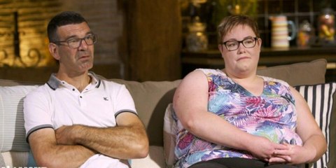 Explosion de tensions entre Patrice et Justine lors de L'Amour est dans le pré 2023, tandis que Karine Le Marchand reste bouche bée.
