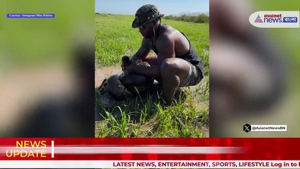 খালি হাতে প্রকাণ্ড অ্যানাকোন্ডার সঙ্গে লড়াই