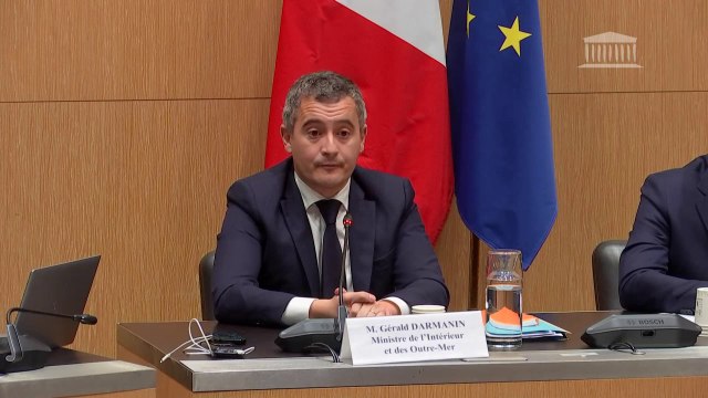 Audition de Gérald Darmanin à l'Assemblée sur la loi immigration: le gouvernement propose de passer de délit en crime le fait d'être passeur