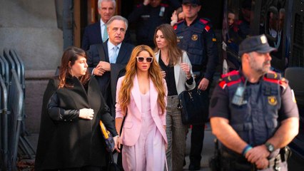 La tenue audacieuse de Shakira lors de son passage au tribunal