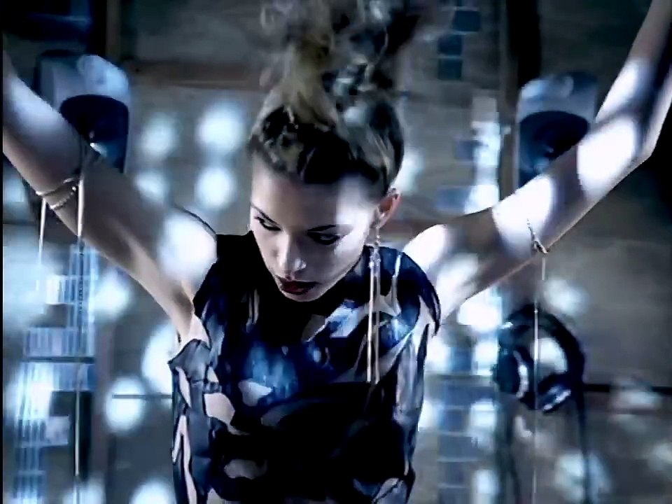 Robbie Williams - Rock DJ (Remastered 4K)