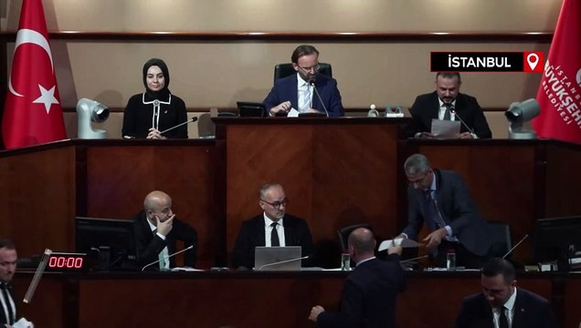 İETT'nin 29 milyar liralık 2024 yılı bütçesi kabul edildi