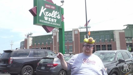 Raw Dogging at Kroll's West Green Bay, WI