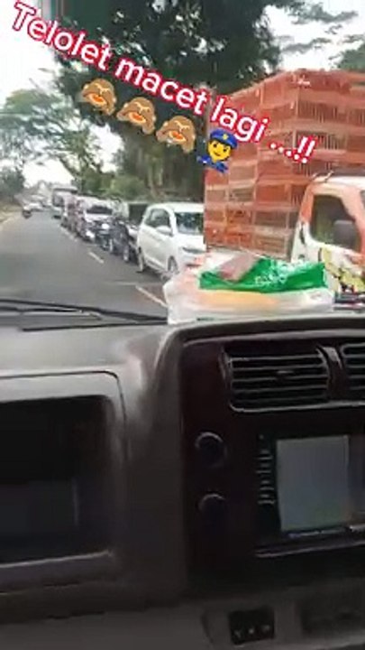 Perjalanan macet