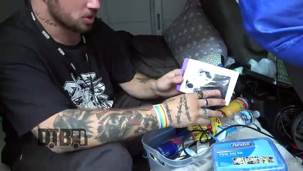 CELL - BUS INVADERS Ep. 1827